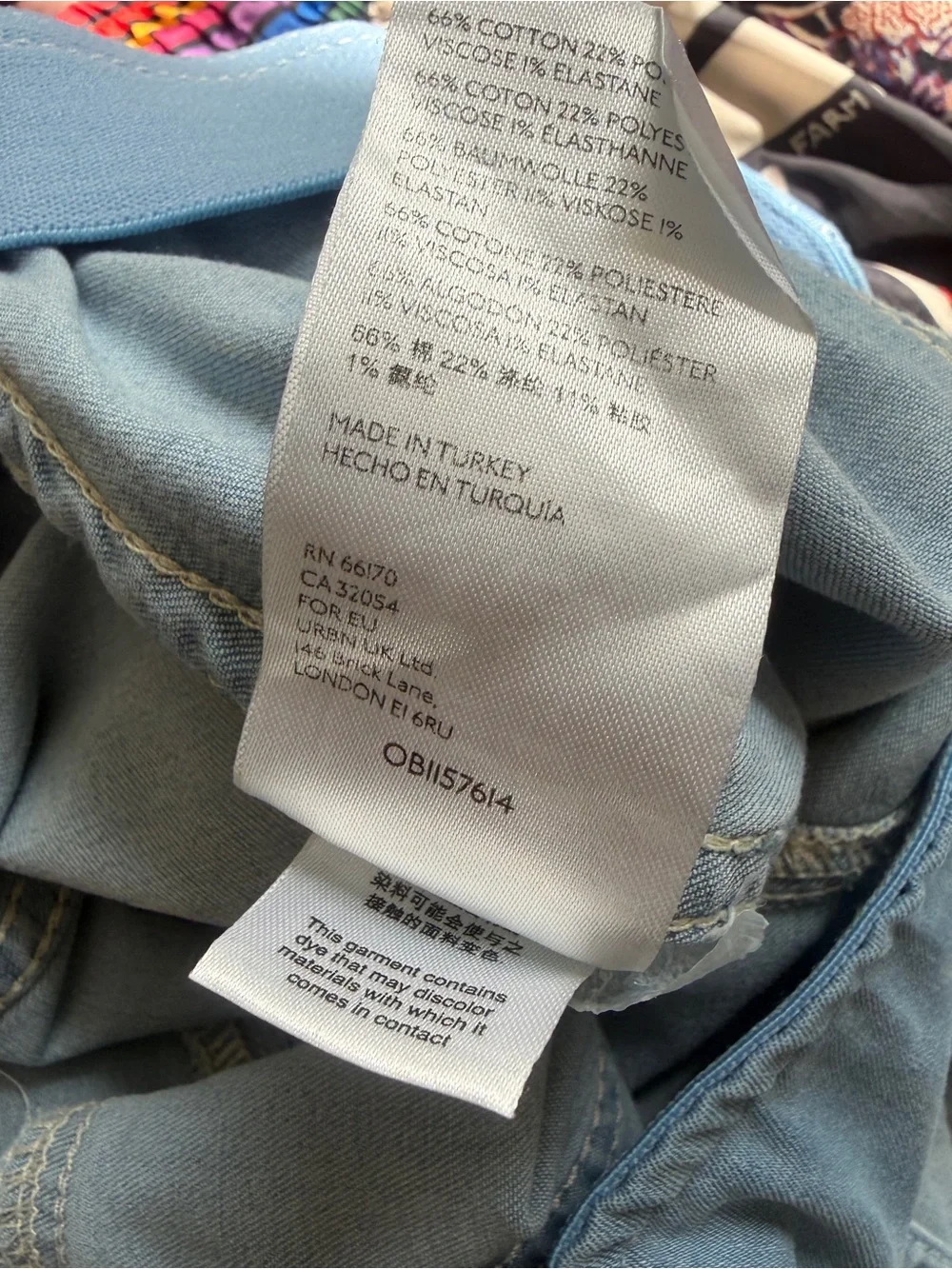 Free People SIZE 25 Cha Cha Flare cropped length stretchy jeans in light wash